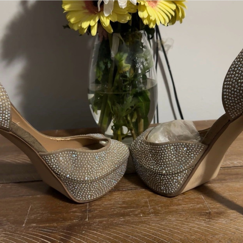 Elegant Beige Rhinestone Women's Heels